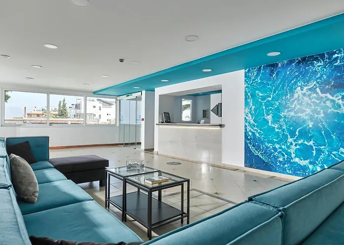 Blu Acqua Hotel